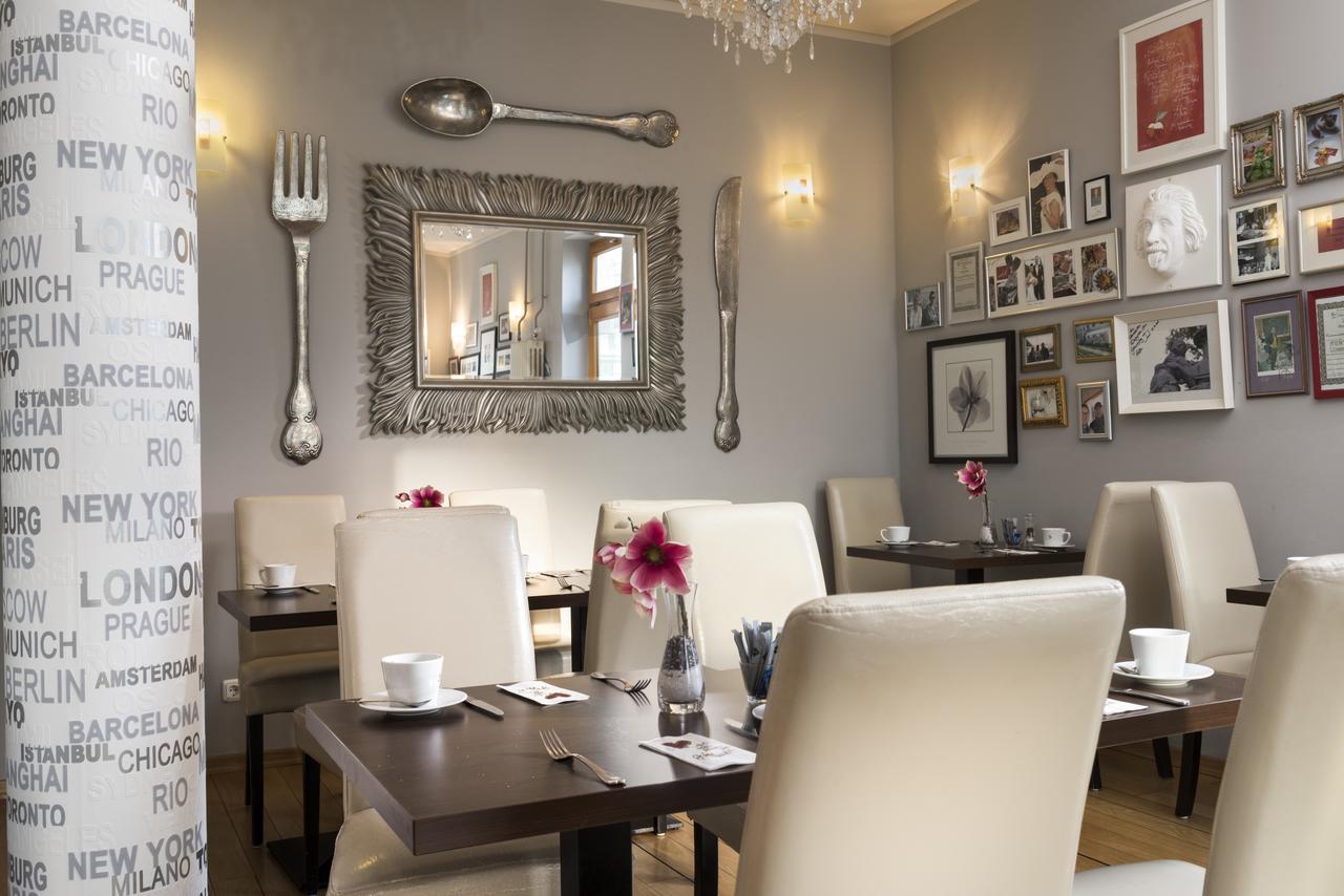 Ambassador-berlin Gruenau Hotel 3*